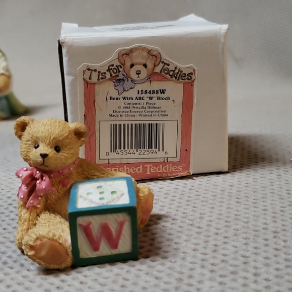 Cherished Teddies, bear with W block - Picture 4 of 4